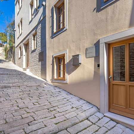 Pula Residence Rooms And Apartments Old City Center Esterno foto