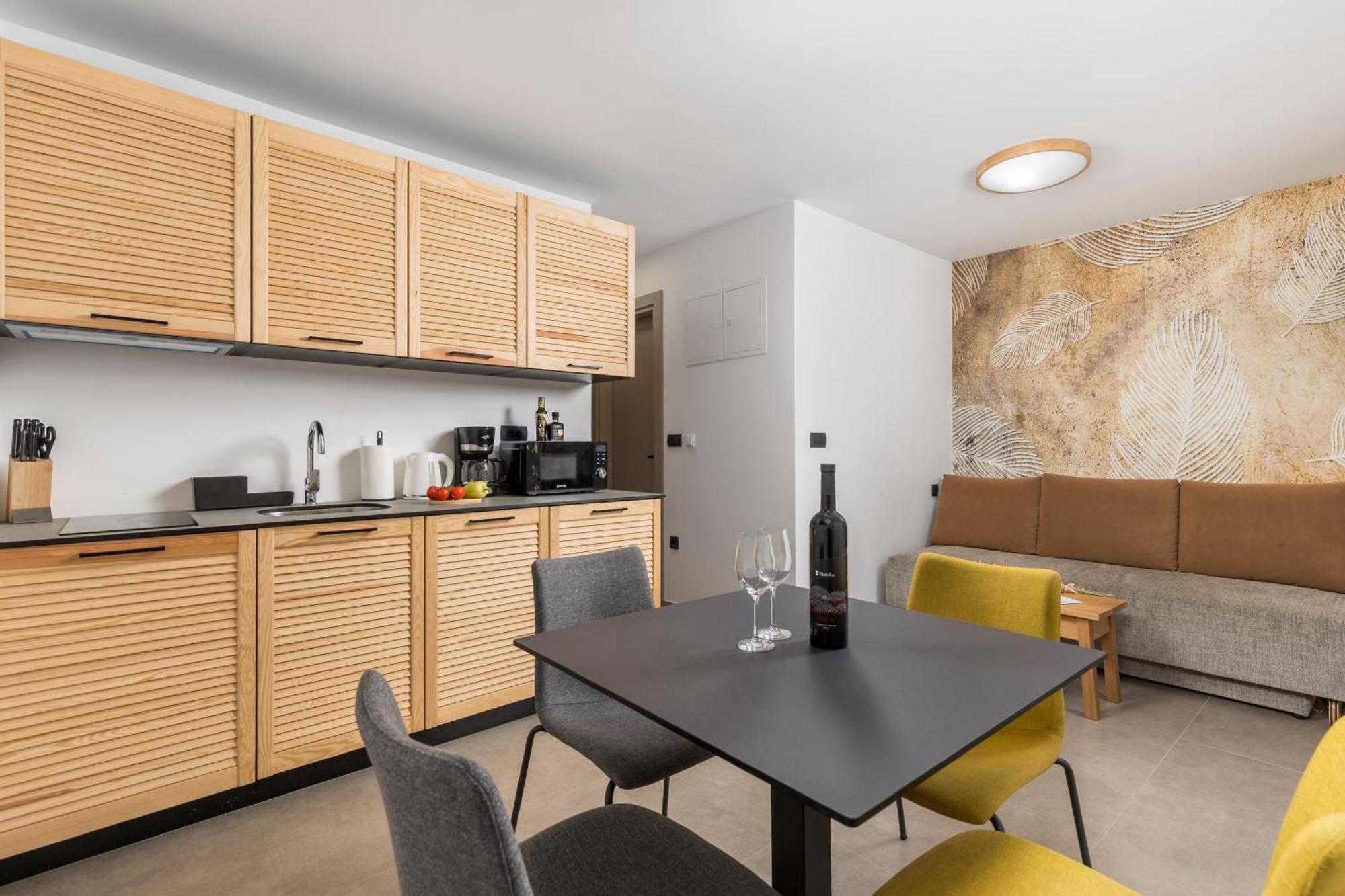 Pula Residence Rooms And Apartments Old City Center Esterno foto