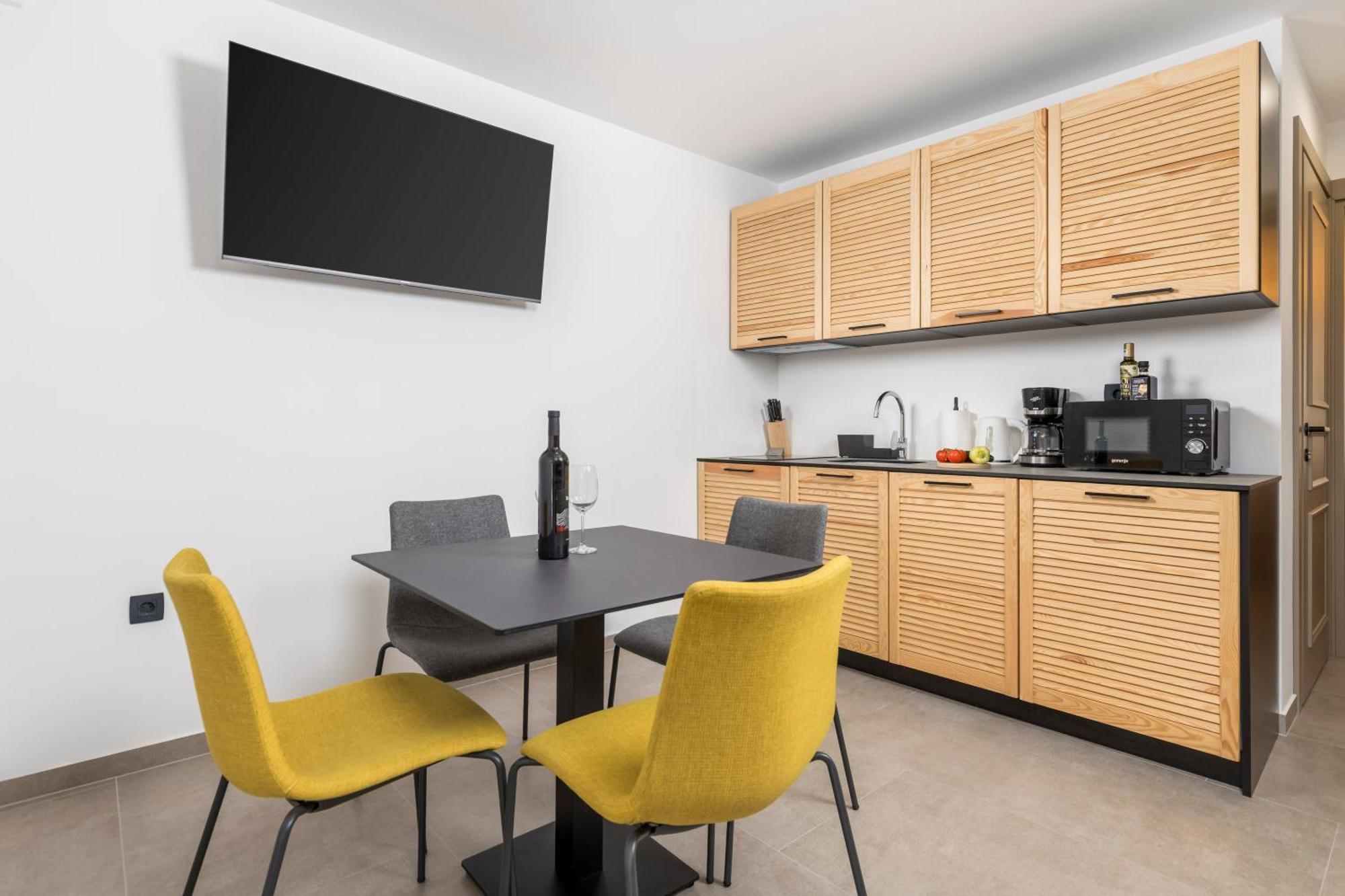 Pula Residence Rooms And Apartments Old City Center Esterno foto